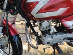 BAJAJ CT100